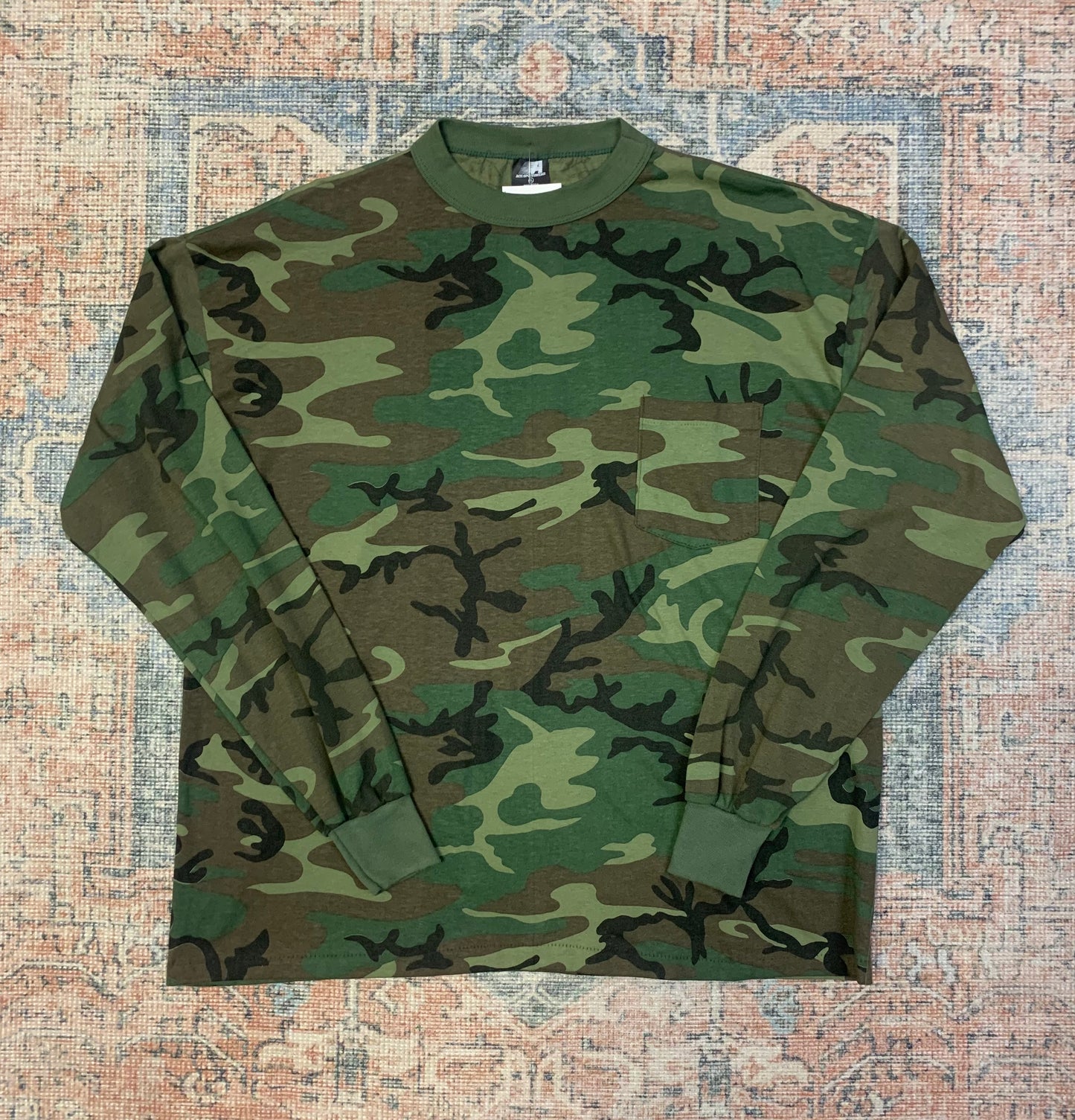 Unworn Vintage 80’s LS Camo Tee- Sz Lg
