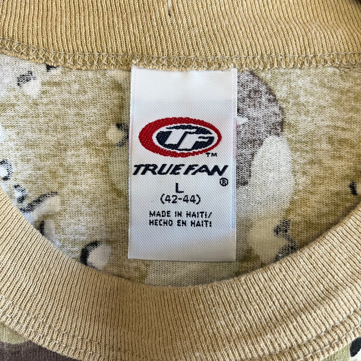 Unworn Vintage Camo Chicago White Sox Tee- Sz Lg