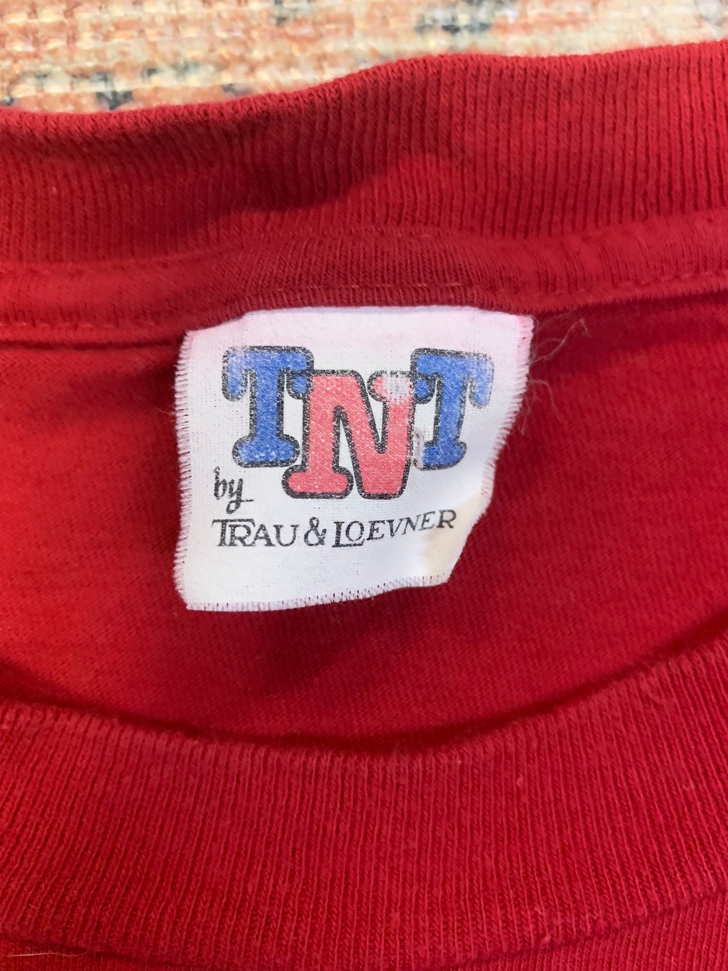 Vintage 90’s Taz x Washington State Cougars Tee- Sz Lg