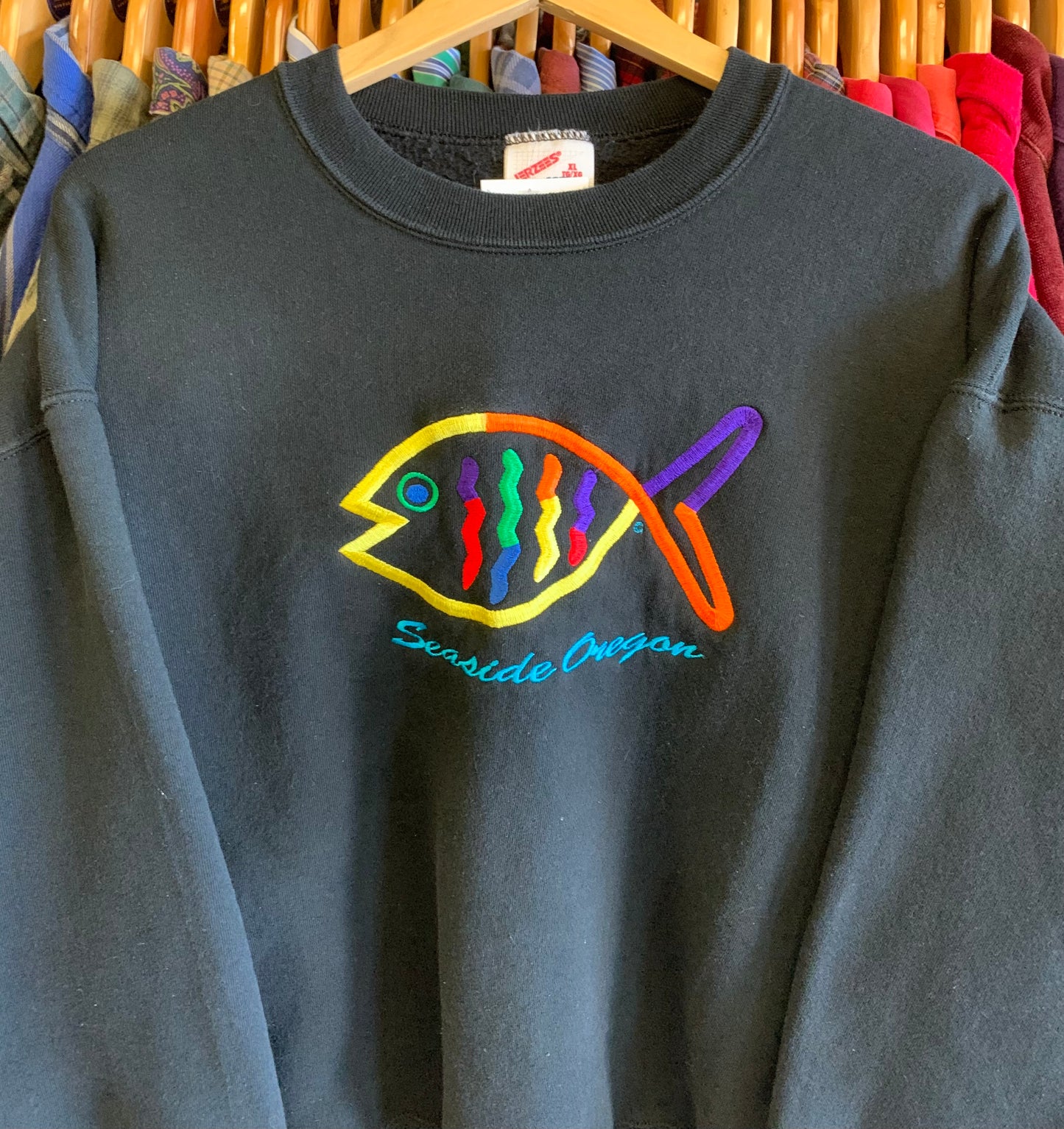 Vintage 90’s Seaside Oregon Coast Embroidered Sweatshirt- Sz XL