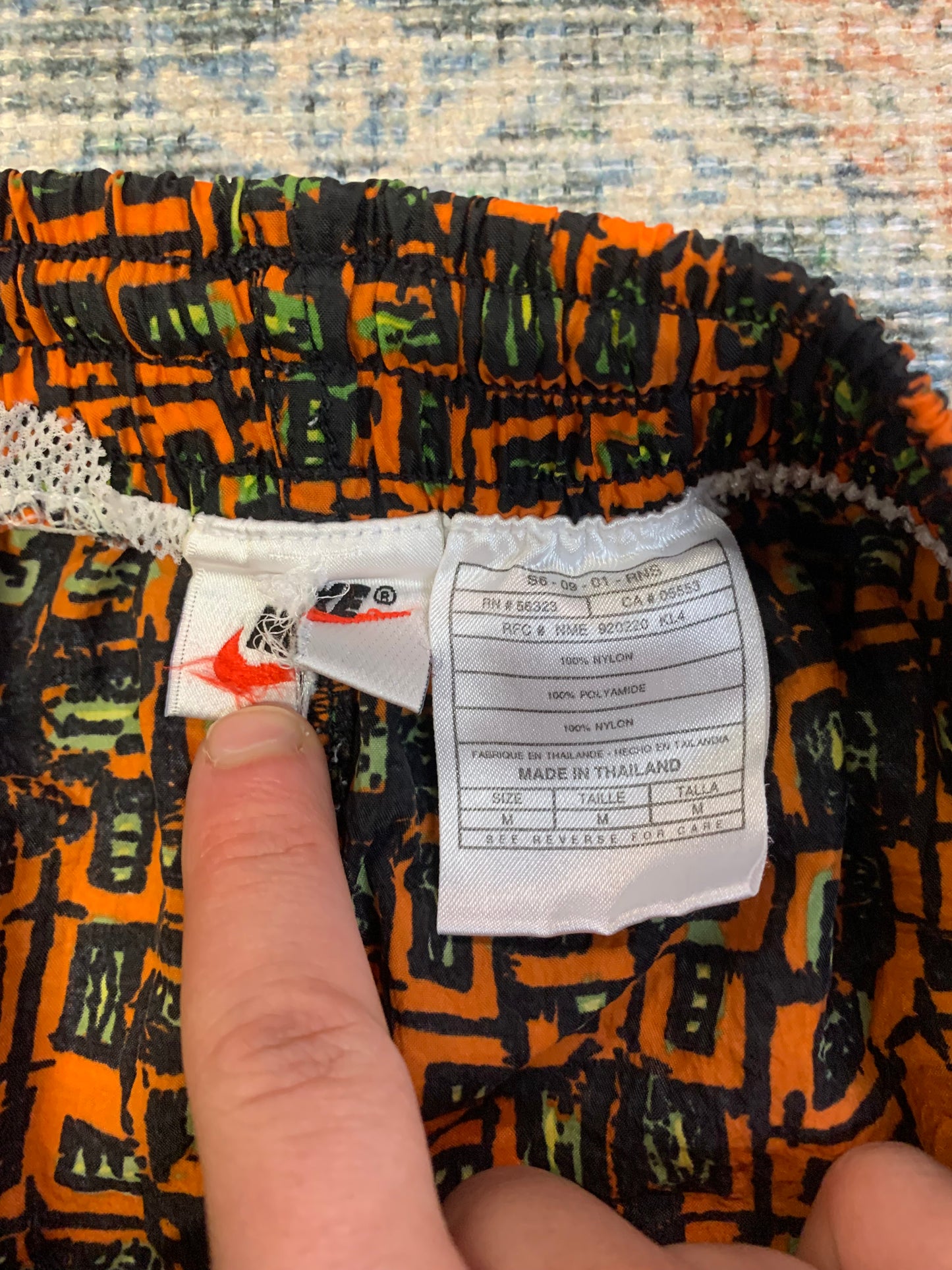 Vintage 90’s Nike Shorts - Sz Med