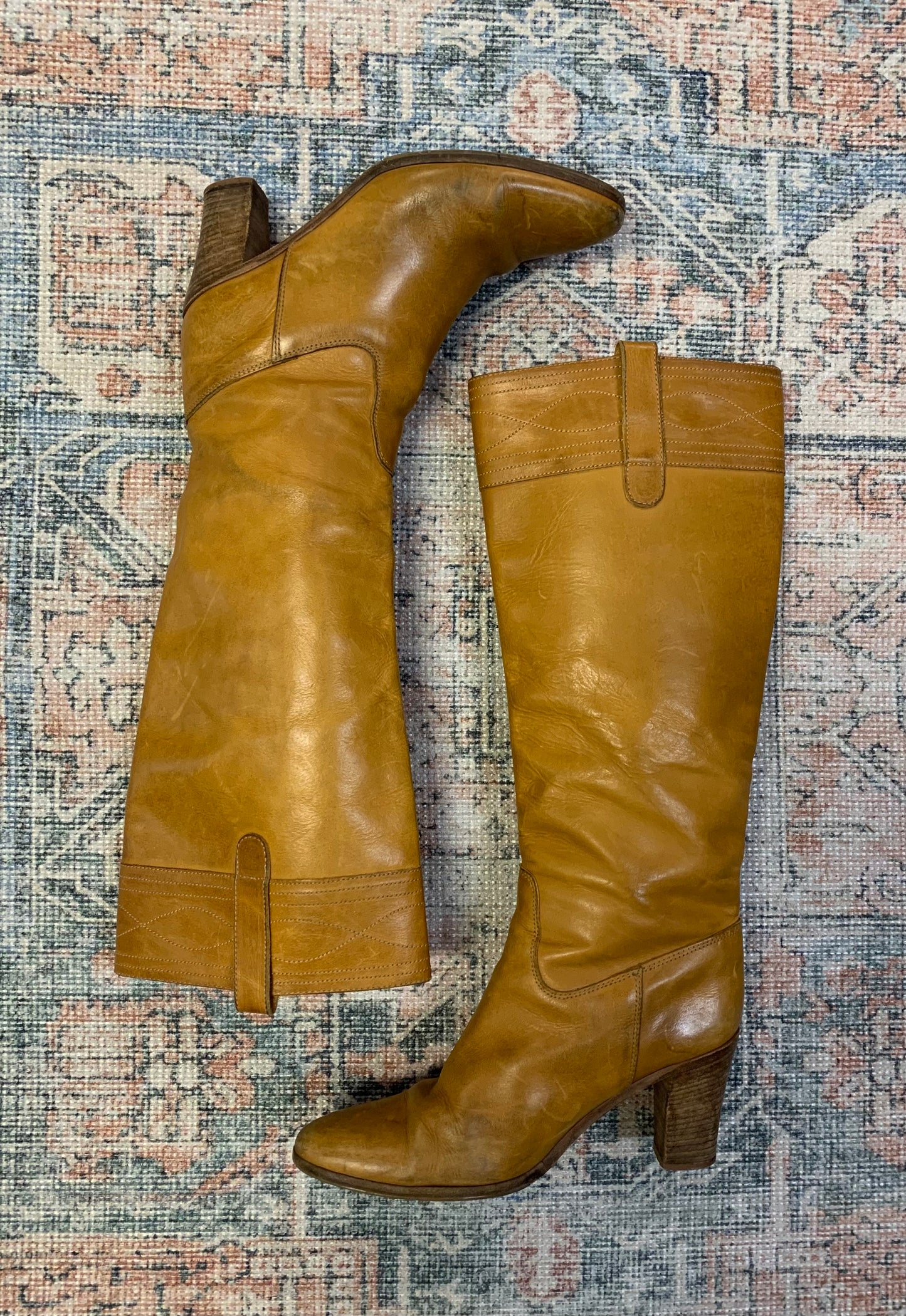 Vintage 90’s Italian Leather Boots- Women’s 8.5