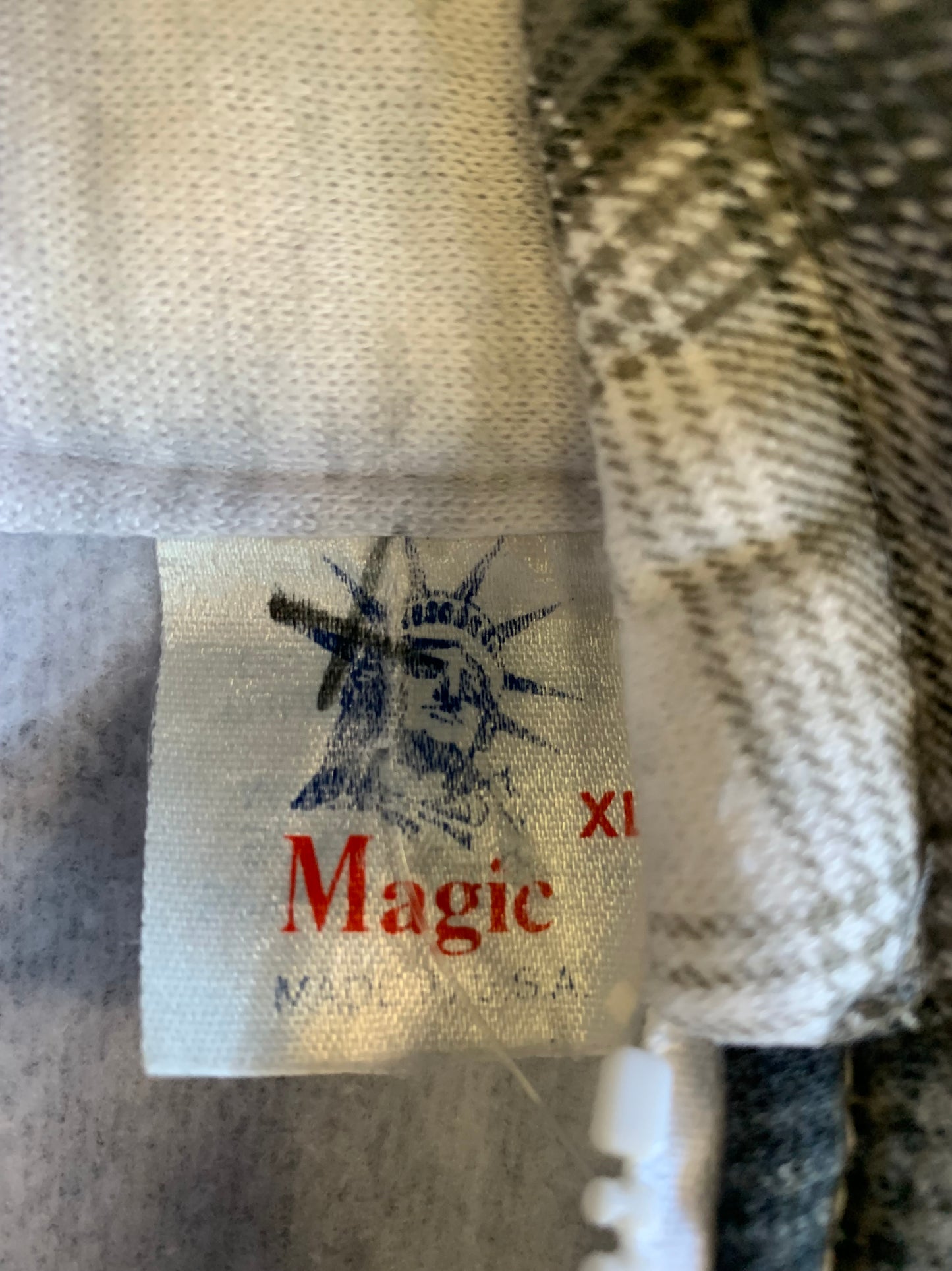 Unworn Vintage 90’s Cannon Beach Sweatshirt- Sz XL