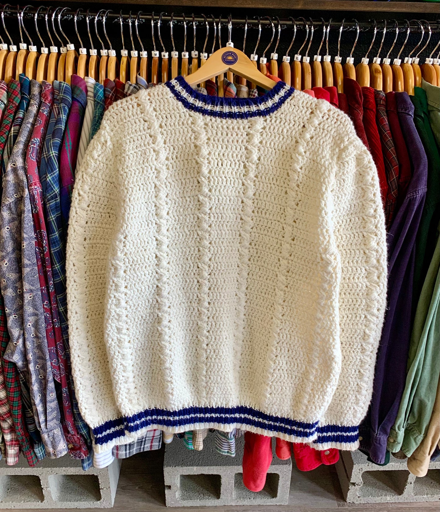 Vintage 70s/80s Handknit Chunky Sweater - Sz Med