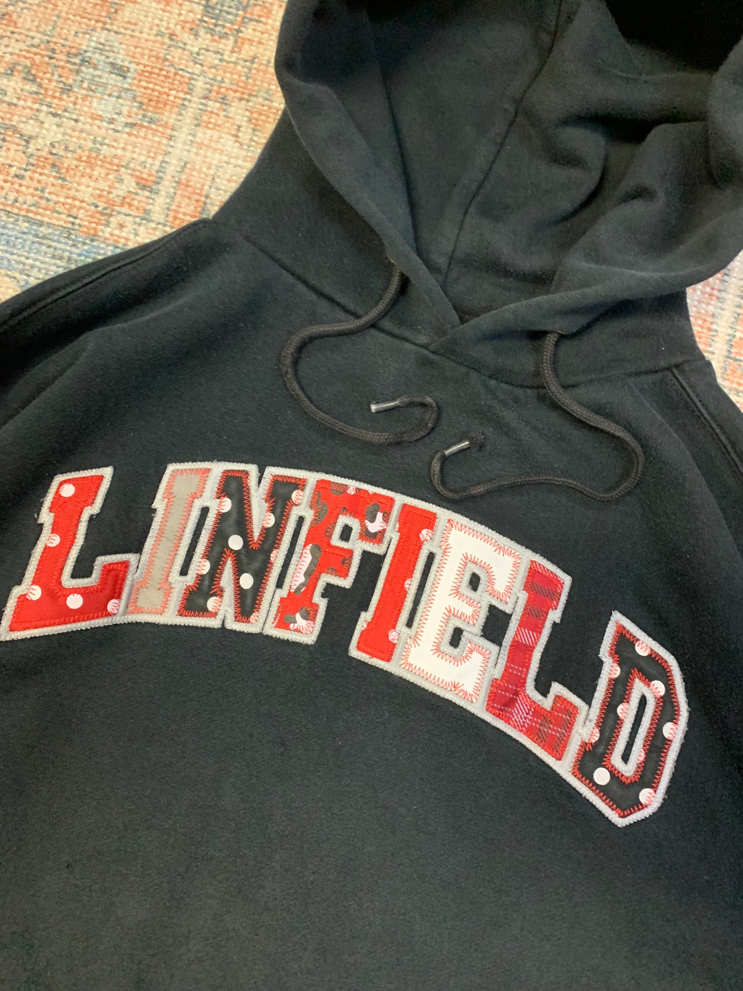 Vintage Linfield Hoodie- Sz Lg