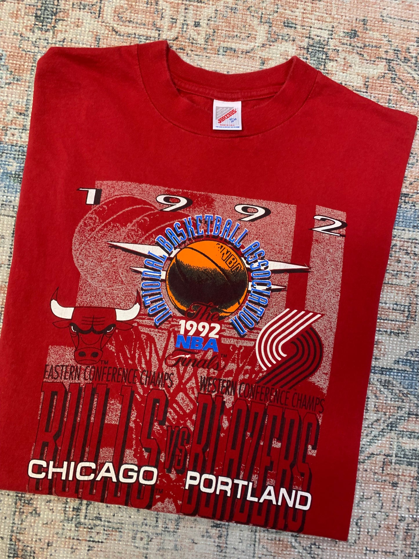 Vintage 1992 NBA Finals Blazers vs Bulls Tee- Sz XL