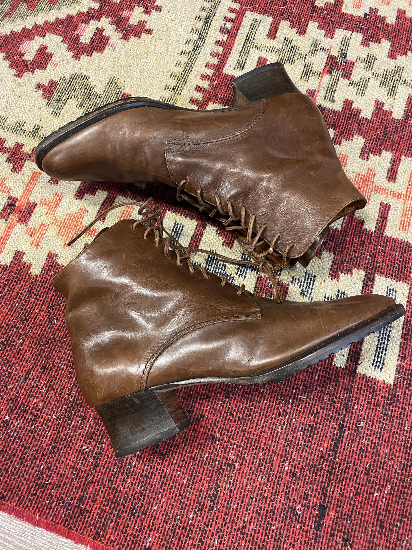 Vintage Designer Italian Made Leather Ankle Boots- Sz 7.5 W