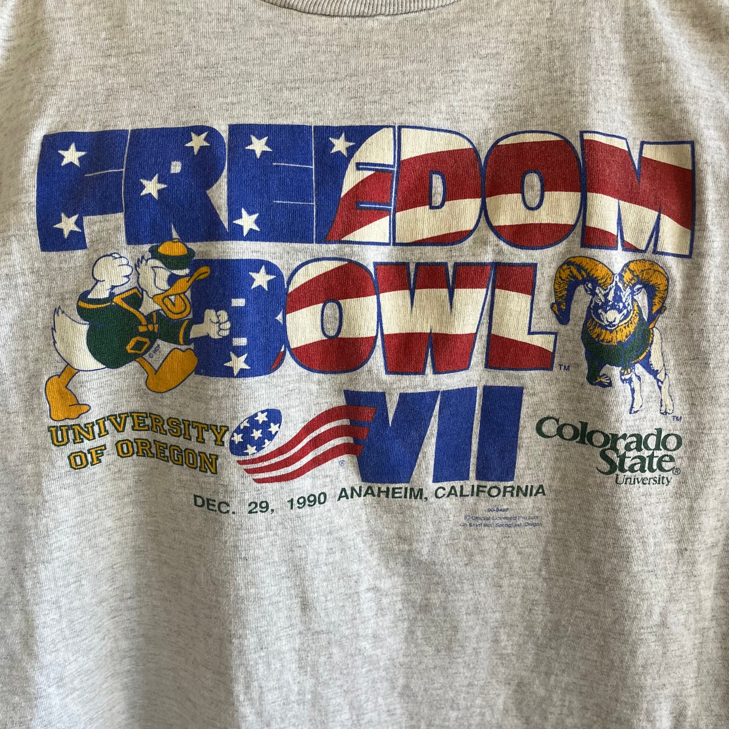 Rare Vintage 1990 Ducks Football “Freedom Bowl” Tee- Sz Lg