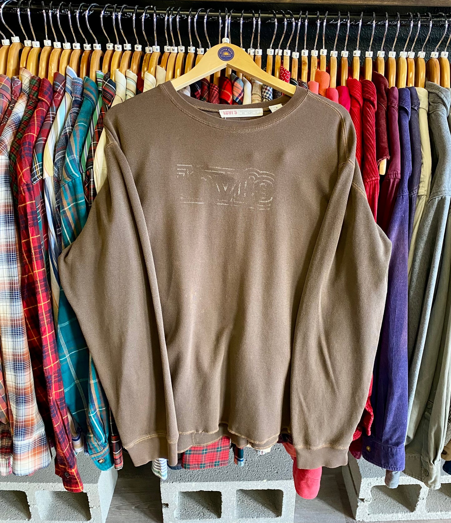 Lightly Distressed Vintage Levi’s Waffle Knit Thermal Shirt- Sz Lg