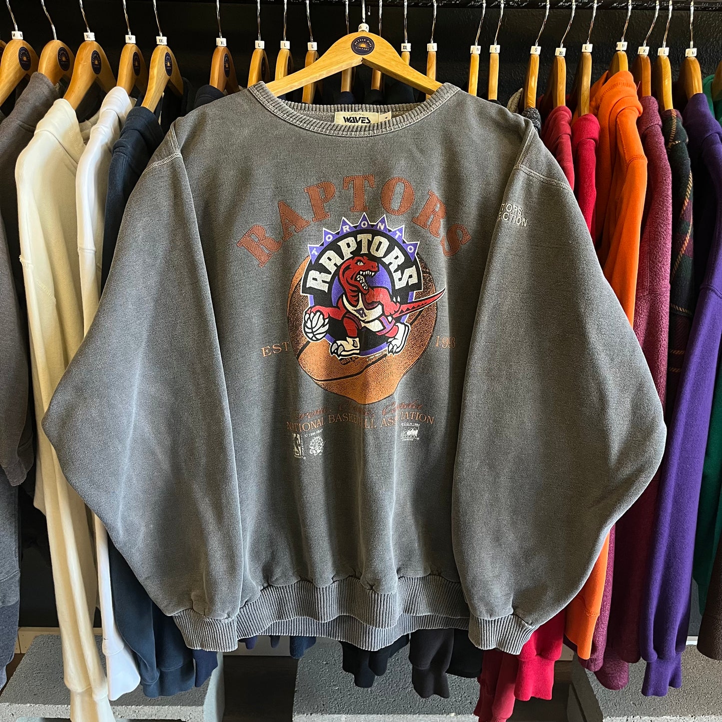Rare Vintage 90’s Toronto Raptors Sweatshirt- Sz XL