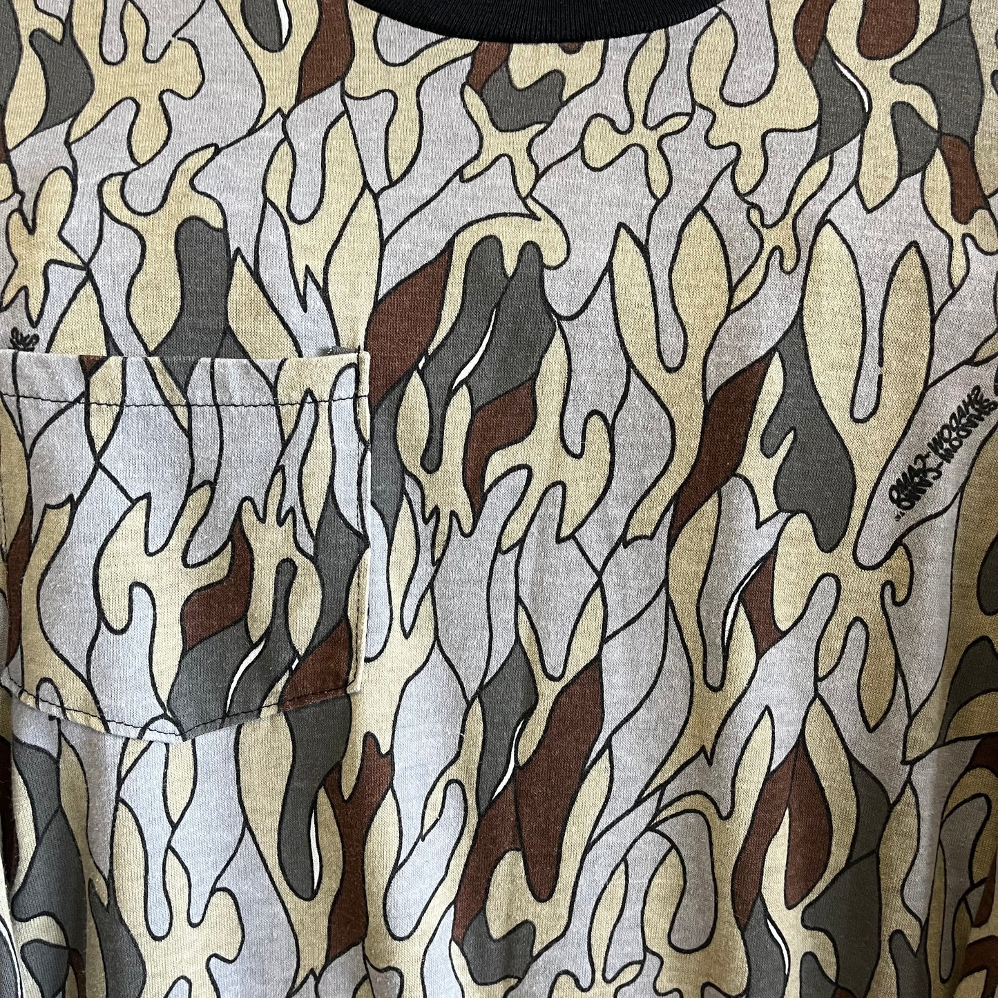 Vintage Funky Camo Print Long Sleeve Tee- Sz Lg
