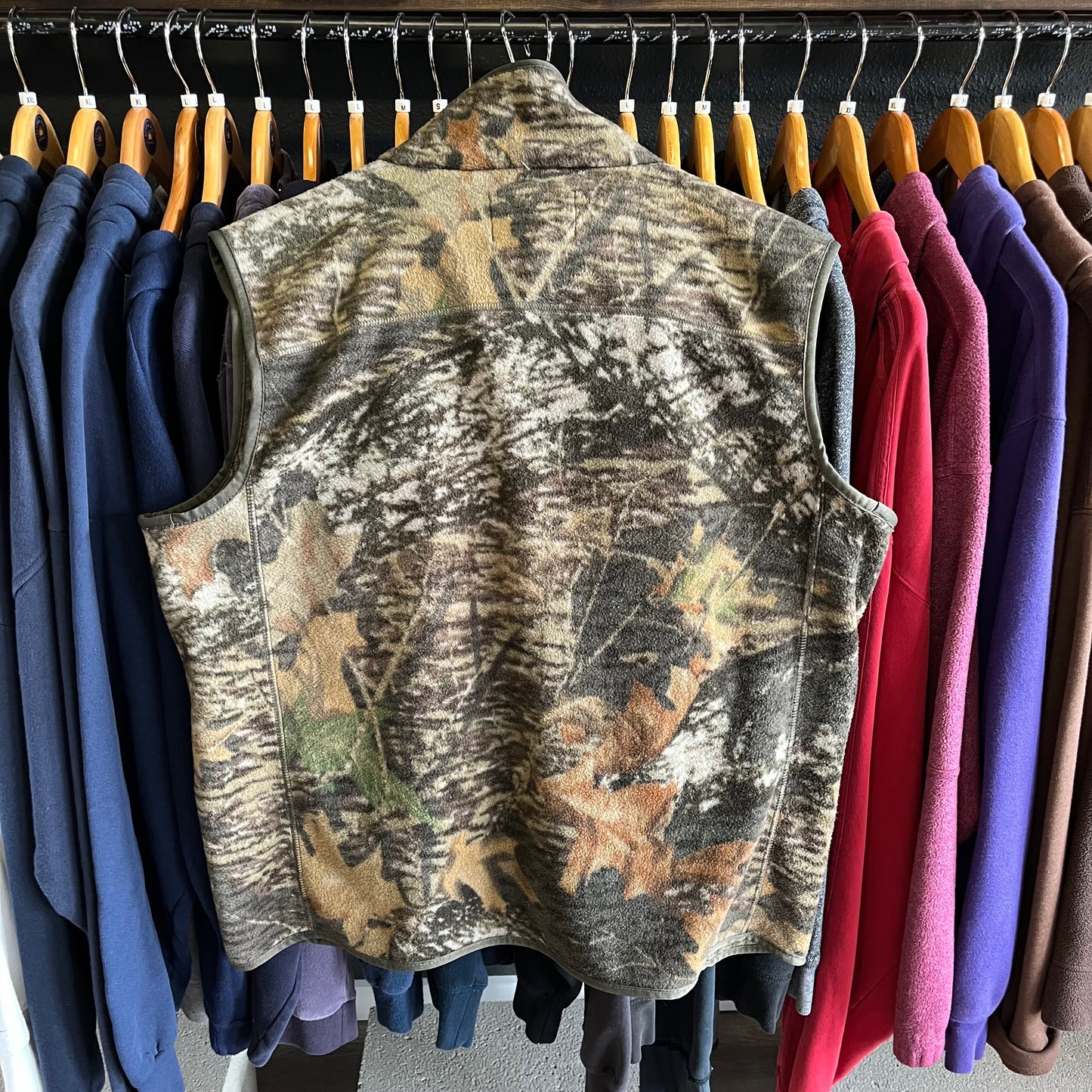 Vintage 00’s Camo Fleece Vest- Sz Lg
