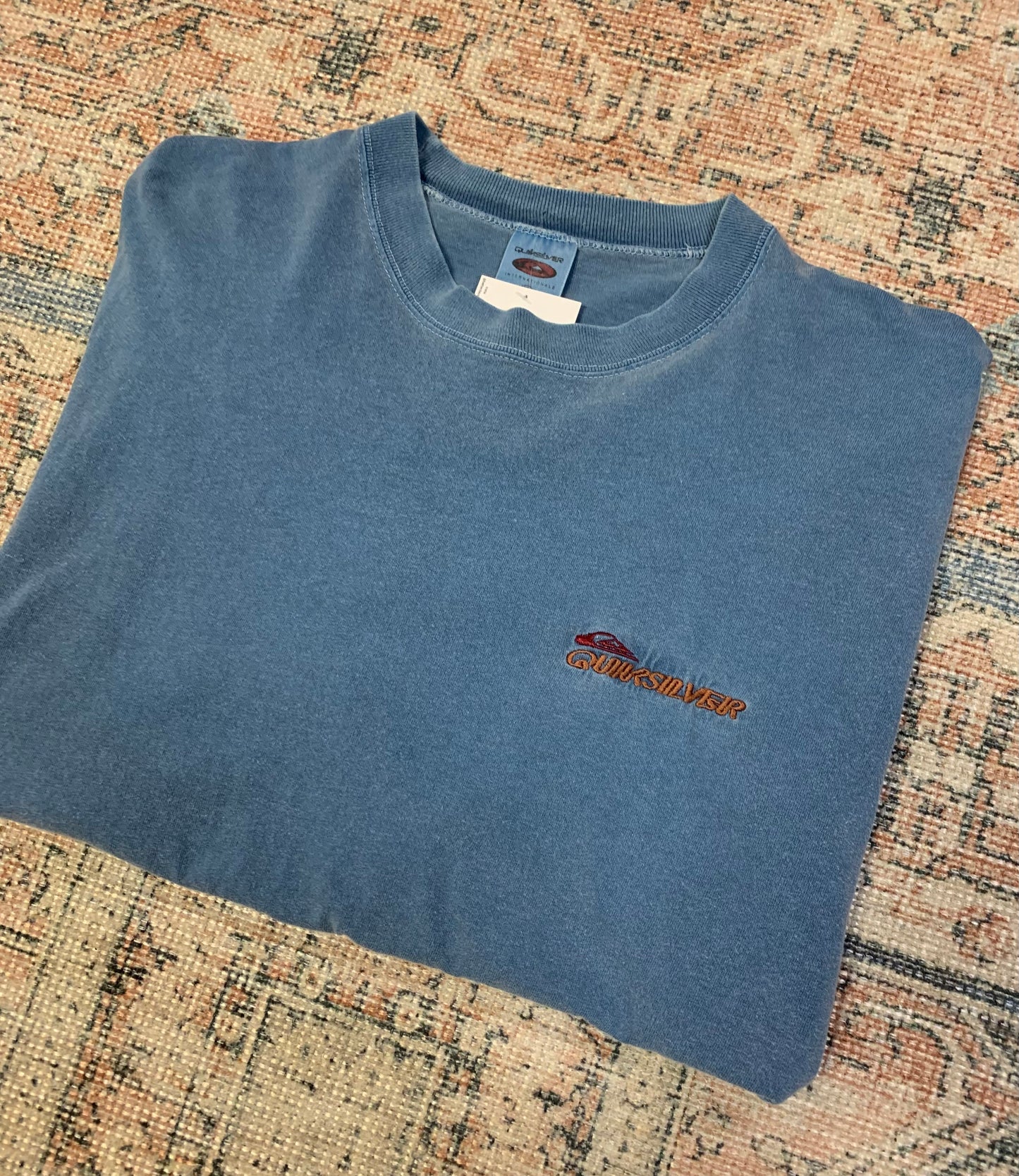 Vintage 90’s Quiksilver Tee- Sz XL