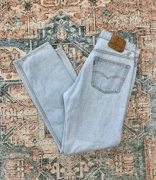 Vintage Levi’s 501 Straight Leg Jeans- 32x30